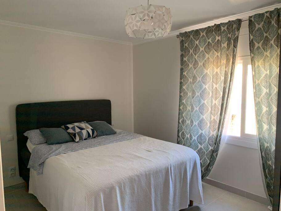 Cunit, Front Line With Sea View Apartment Екстериор снимка