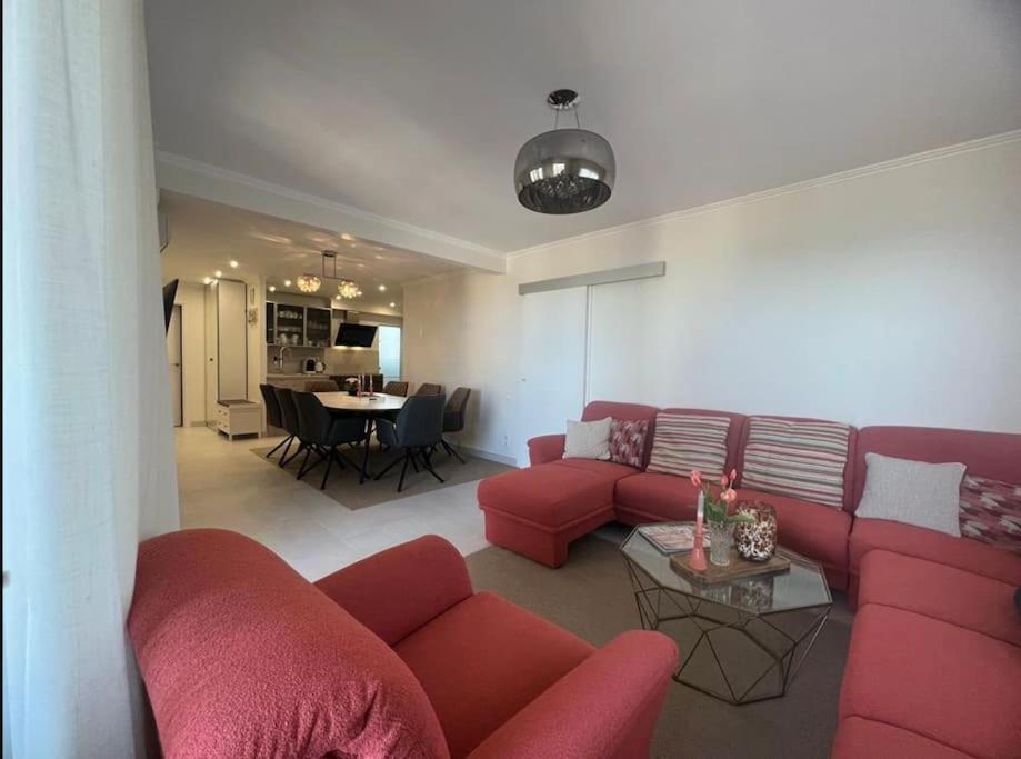 Cunit, Front Line With Sea View Apartment Екстериор снимка