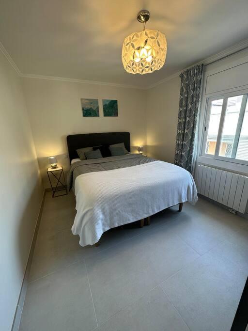 Cunit, Front Line With Sea View Apartment Екстериор снимка